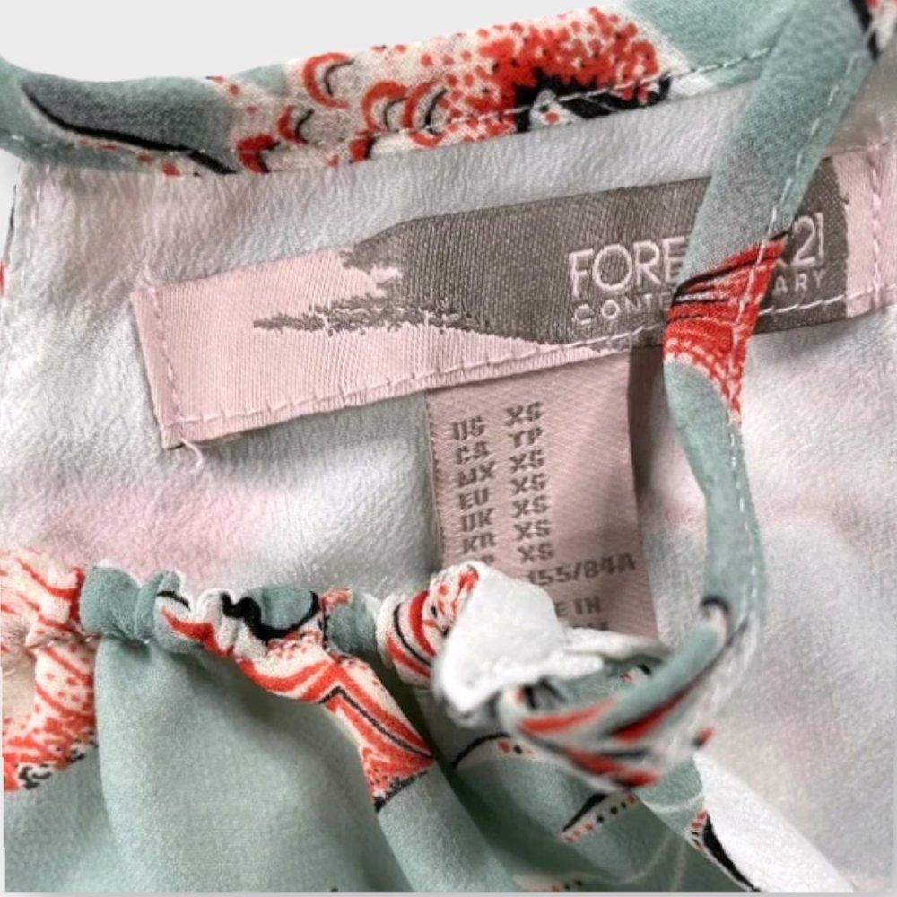 Forever 21 Contemporary Sea Life Printed Halter Blouse, XS - Picture 3 of 3